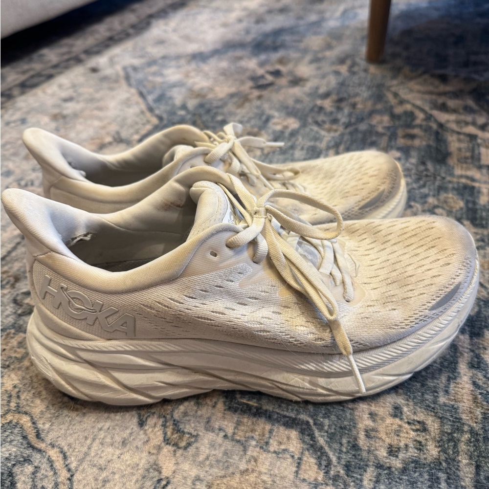 Women’s Hoka Clifton 8, Size 8